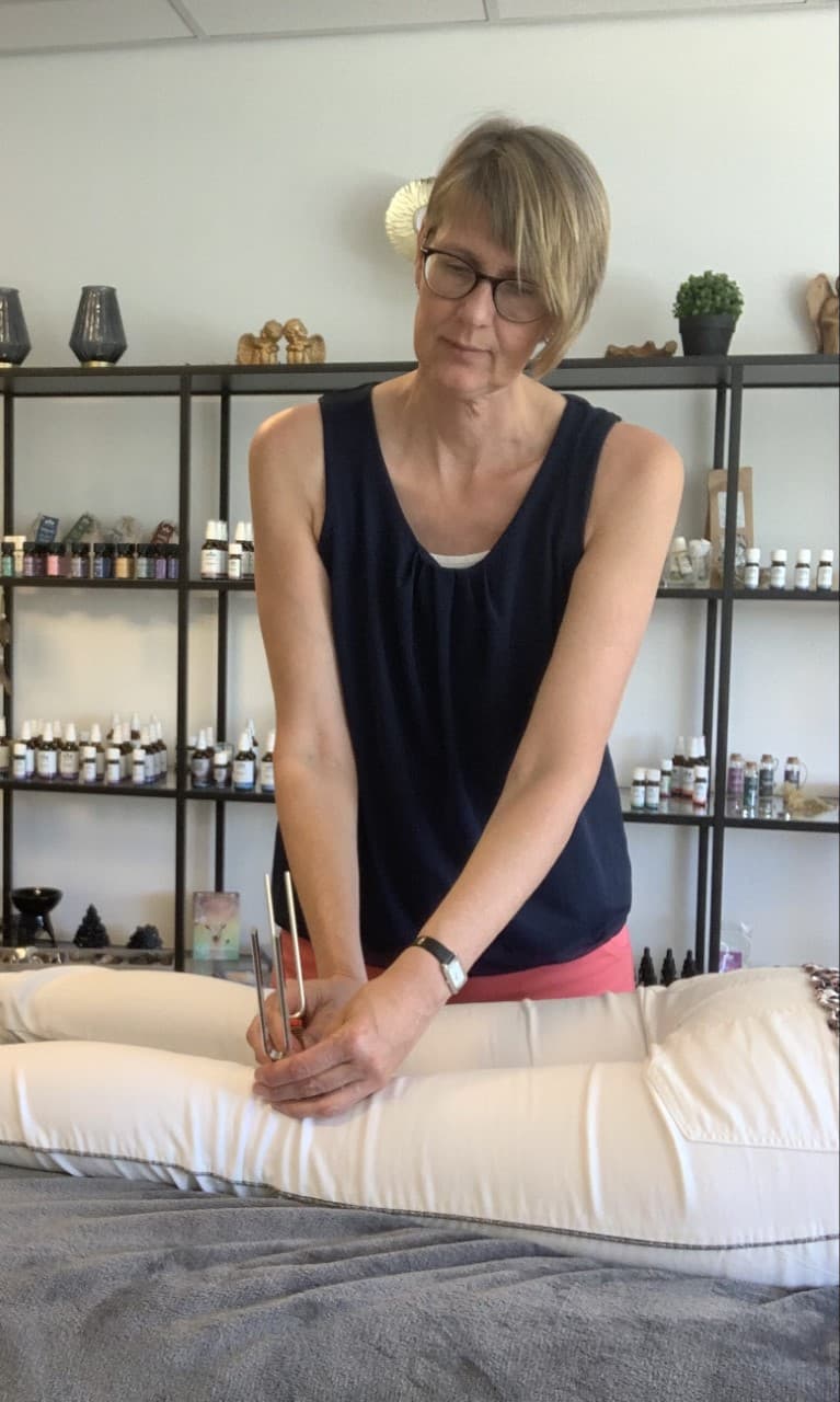 Yvonne geeft een healing
